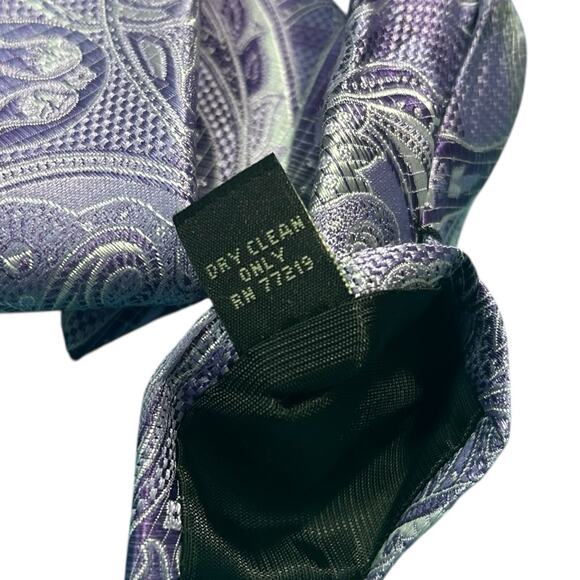 PRONTO UOMO Men's 100% Silk Skinny Necktie Designer PAISLEY Purple Silver EUC - Picture 7 of 7